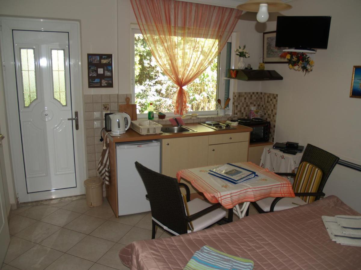 Villa Verde Apart-Hotel Неа-Макри Экстерьер фото